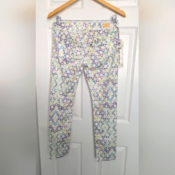 NWT - Trash & Luxury Women's (Size 27) Lightweight Pants - Picture 5 of 16